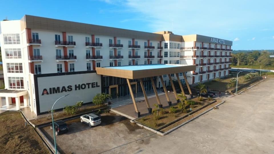 Aimas Hotel And Convention Centre Sorong Esterno foto