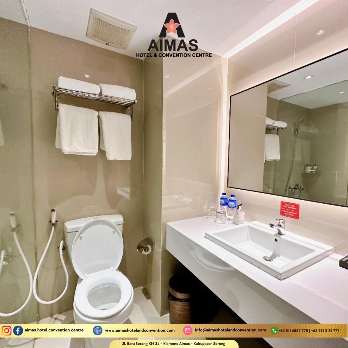 Aimas Hotel And Convention Centre Sorong Esterno foto